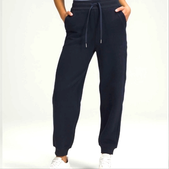 lululemon athletica Pants - Lululemon Scuba Relaxed-Fit High-Rise Jogger Sz 14 True Navy